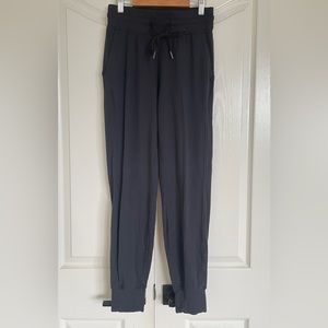 Lululemon ready to rulu high rise pants size 4 black